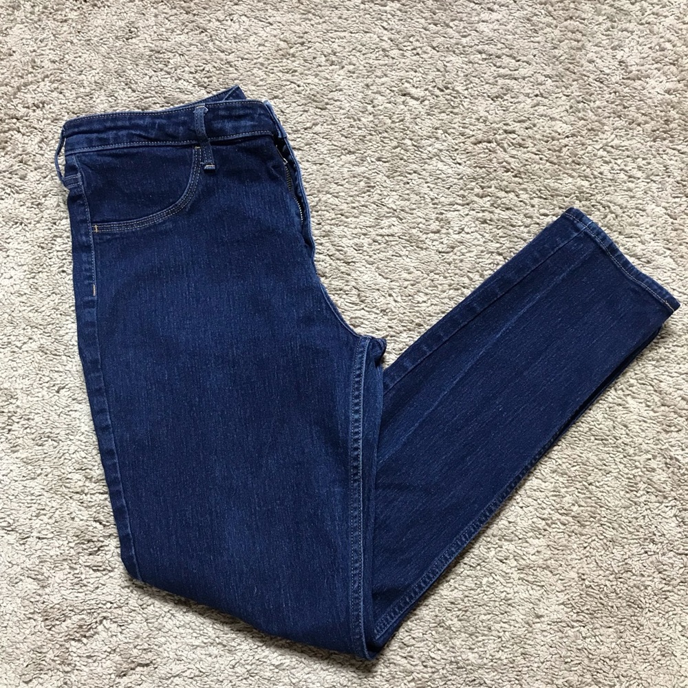 Forever 21 Skinny Ankle Jeans